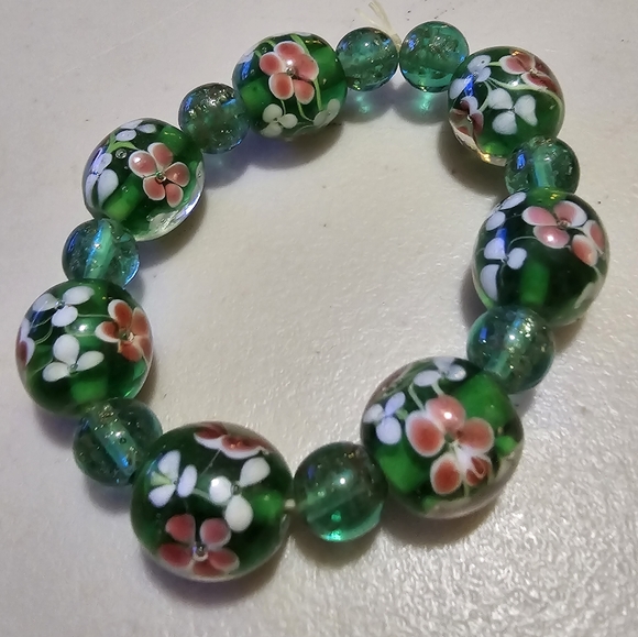 6" Handmade Glass Bead Stretchy Bracelet L7 - Picture 3 of 3